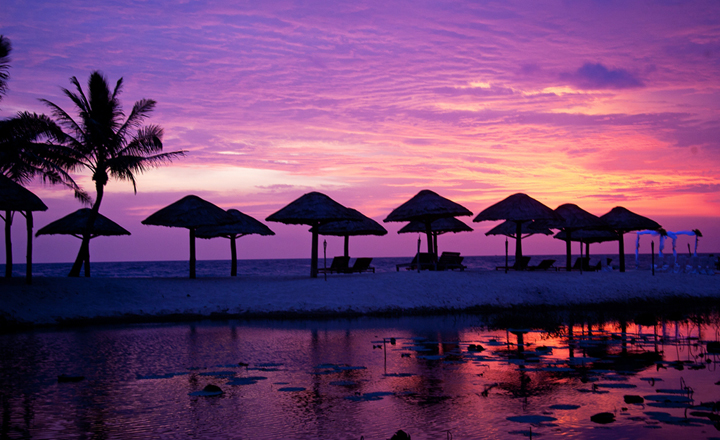 LONG BEACH RESORT & SPA